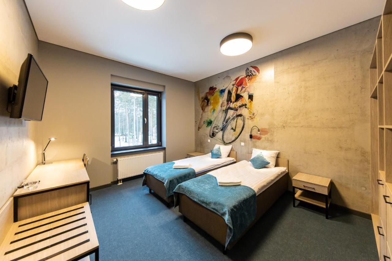 Stadium Hotel Valmiera Buitenkant foto