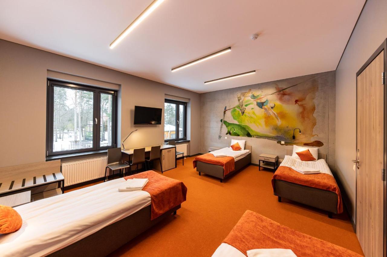 Stadium Hotel Valmiera Buitenkant foto